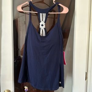 Lilly, Pulitzer, UPF 50+ yarn , my sale $29 as on ticket never worn, size XL